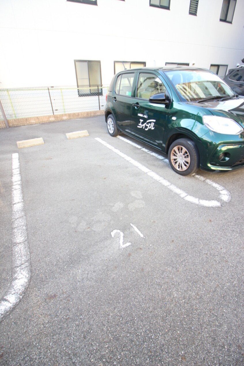 駐車場 セジュ－ル上飯田