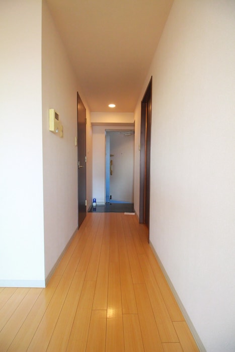 廊下 リバ－ジュ