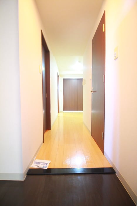 玄関 リバ－ジュ