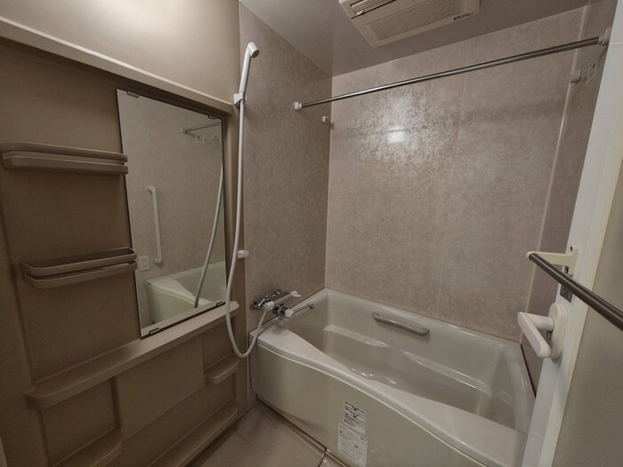 バス／シャワールーム等 Ｒ－ＣＯＵＲＴ泉