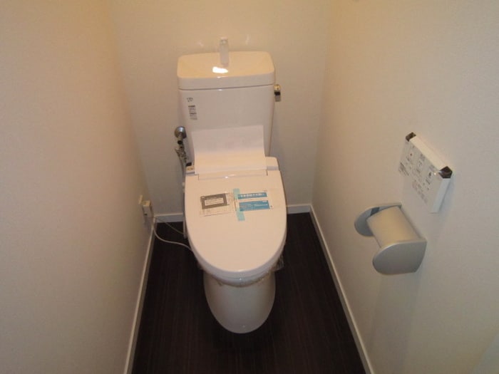 トイレ コートアクシス新栄