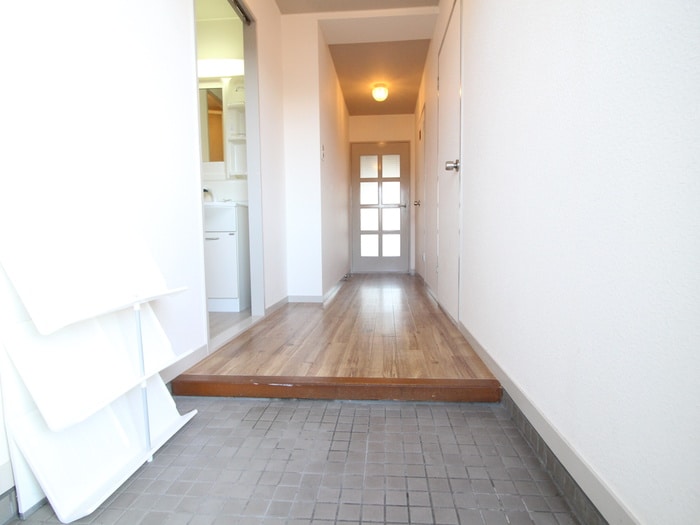 玄関 ザ・スロ－ン