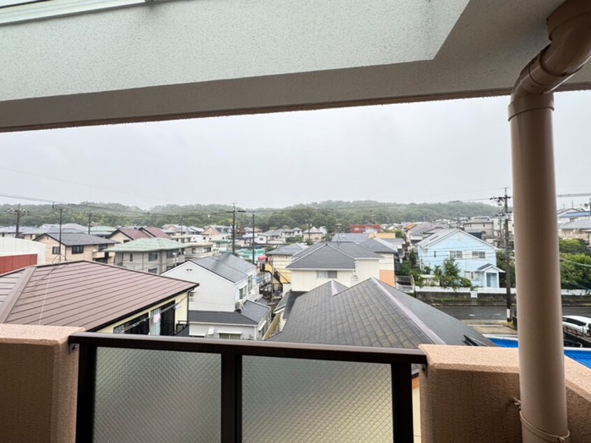 室内からの展望 ＵＮＡＸ 名東