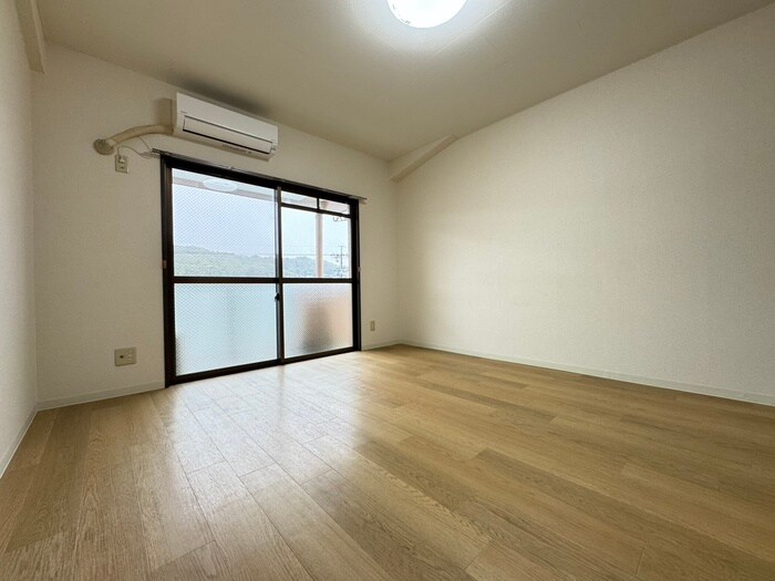 居室 ＵＮＡＸ 名東