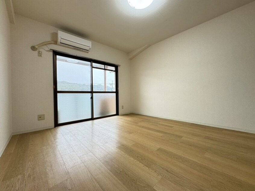 居室 ＵＮＡＸ 名東