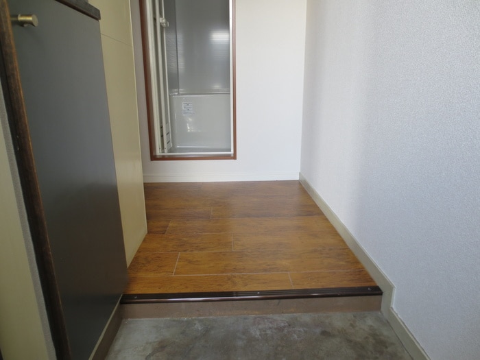 玄関 フォ－ラム北