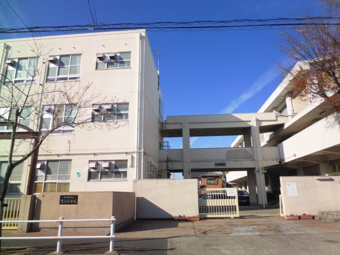 豊治小学校(小学校)まで478m クレールモリ３