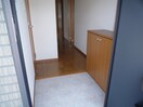 玄関 ソレジオ伊賀Ａ