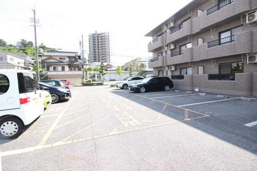 駐車場 グリーンハート