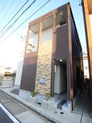 ニューストラーダの外観