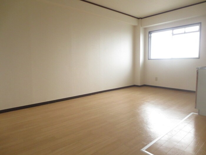 居室 グランドステ－タス楠