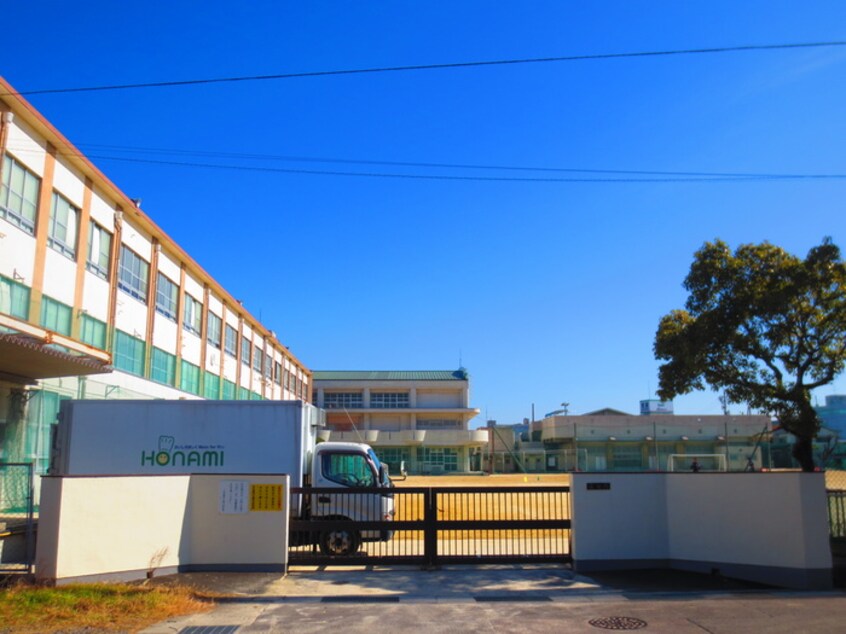 名古屋市立楠中学校(中学校/中等教育学校)まで492m グランドステ－タス楠