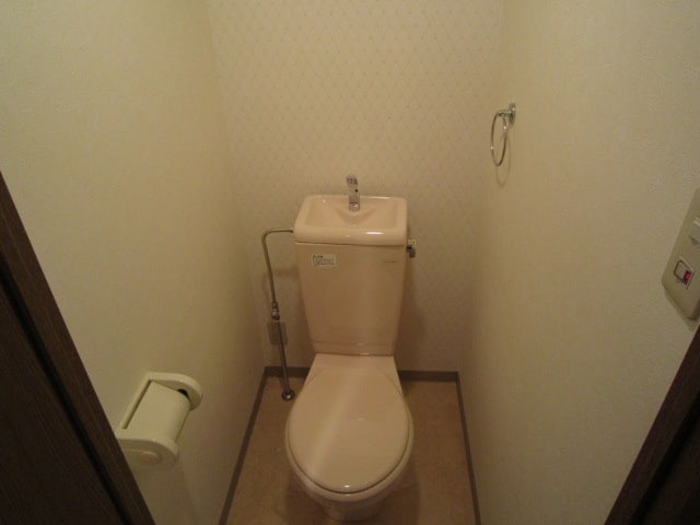 トイレ CENDRILLON　GOKISO