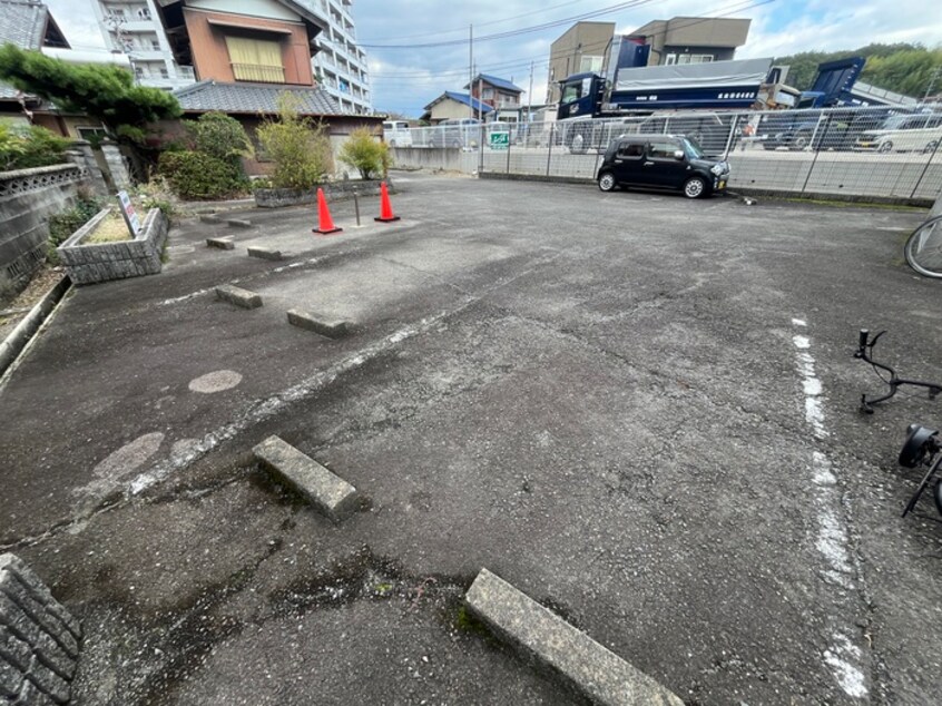 駐車場 ドミトリー587