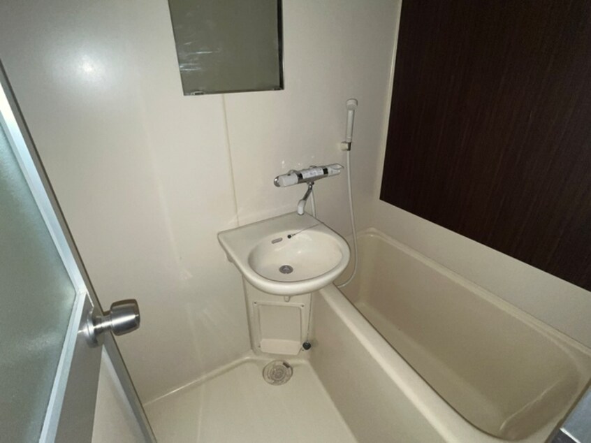 バス／シャワールーム等 ドミトリー587