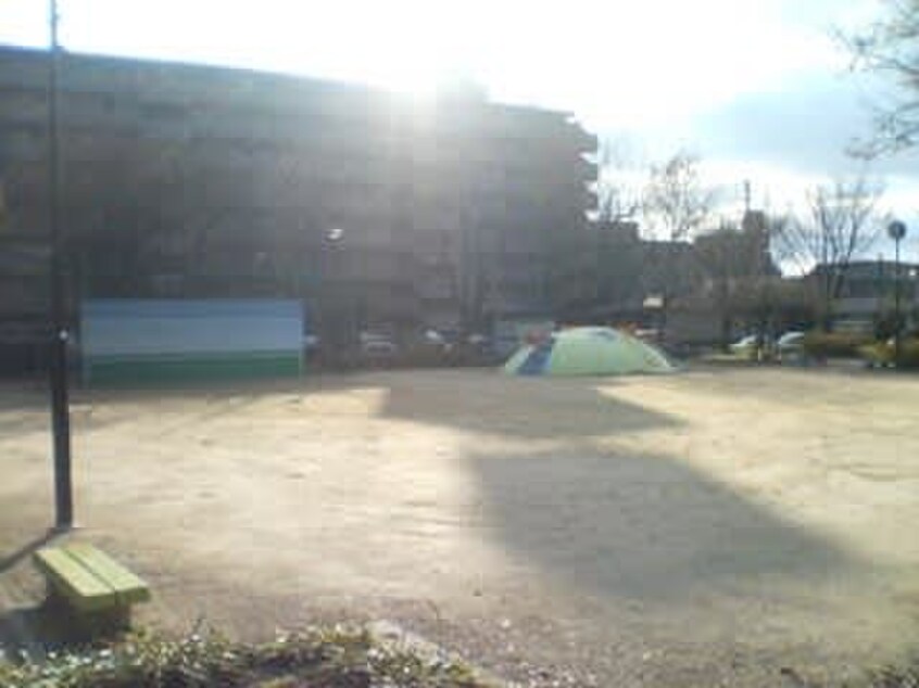 金屋第2公園(公園)まで227m ラフィ－ネ・大島