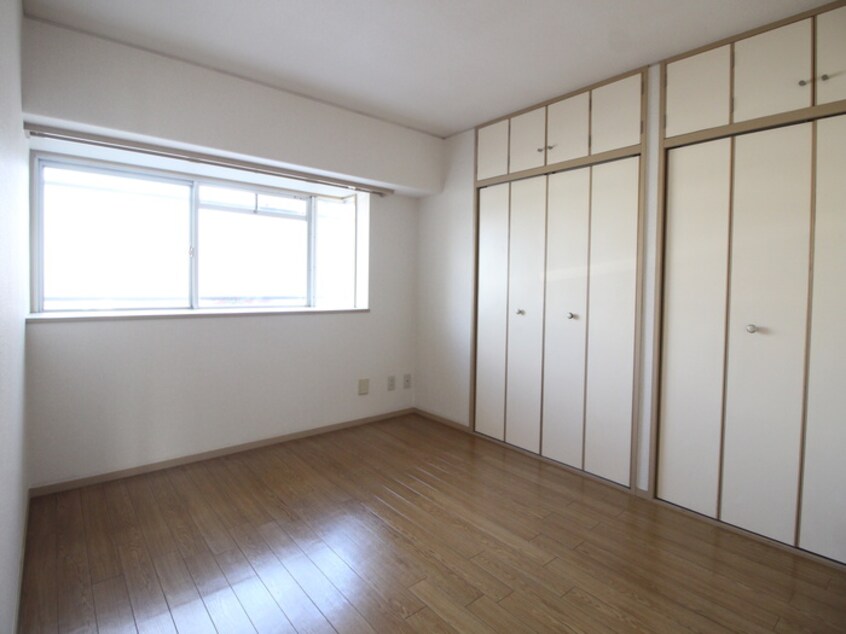 居室 ユニ－ブル植田パ－ク