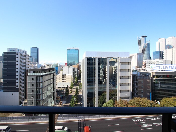 室内からの展望 リシュドール名駅南