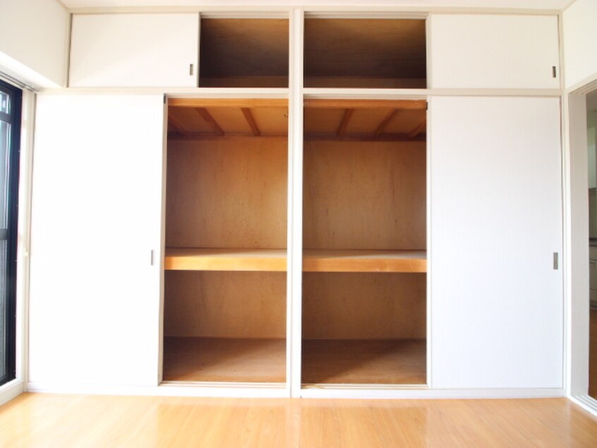 収納 メゾン清水