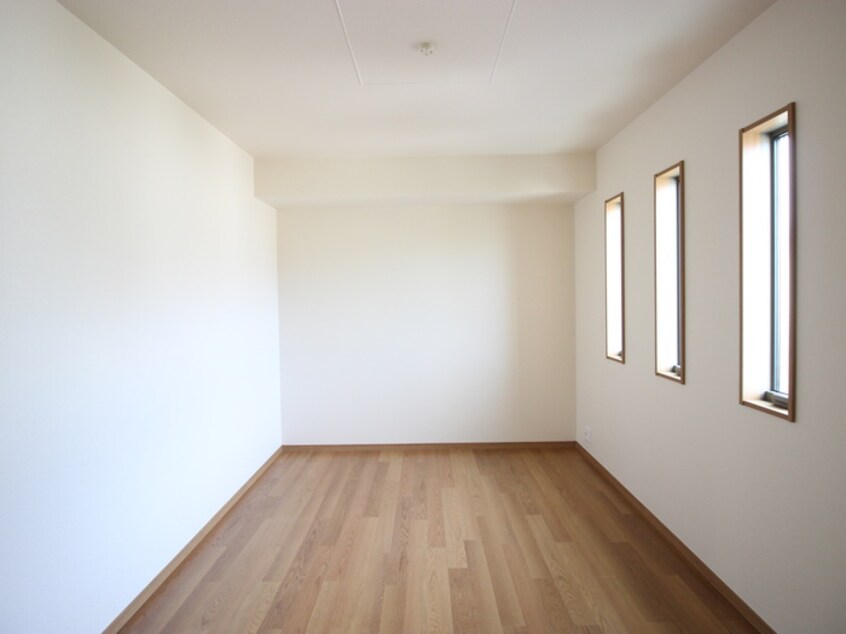 居室 ＳＵＥＨＩＲＯ　ＢＡＳＥ