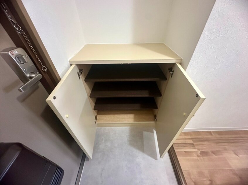靴箱 エール