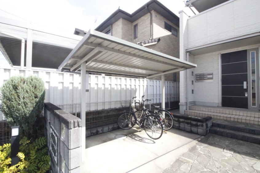 駐輪場 プロシード下条