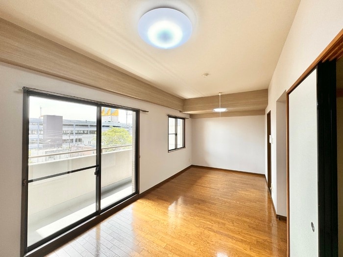 居室 ジャルダン桜町