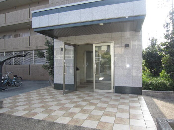 エントランス部分 ベルラフィネ