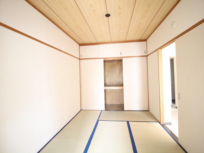 居室 ハイネス牧