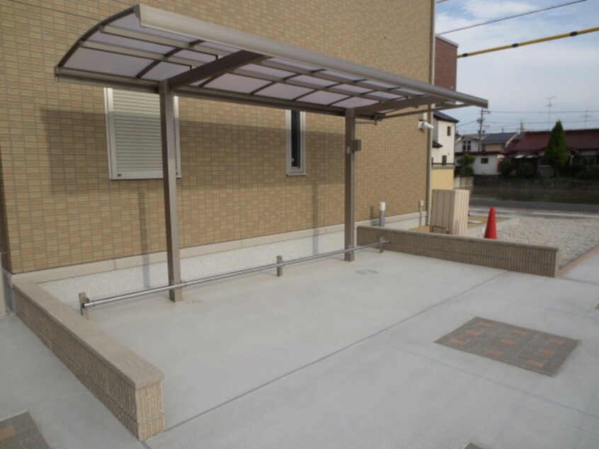 駐輪場 プランドール