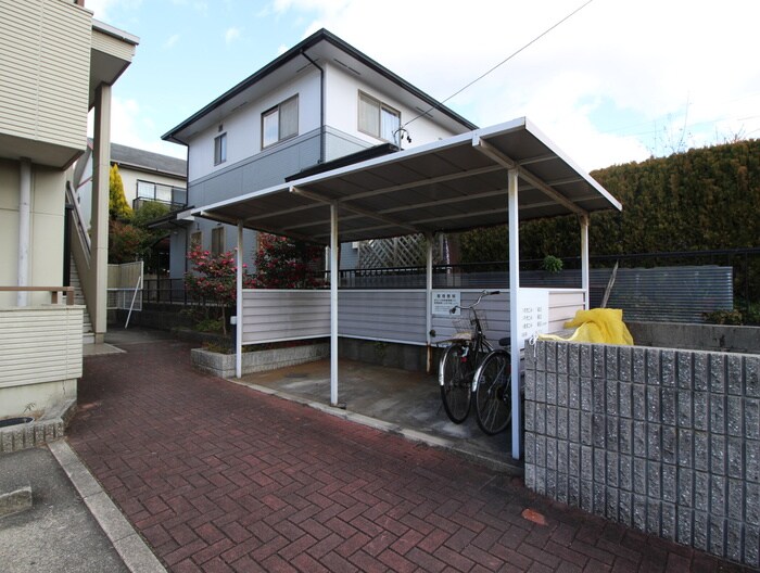 駐輪場 鈴の木ハイツＡ