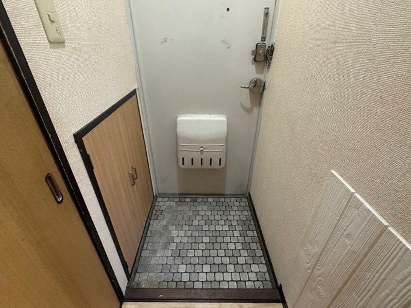 玄関 宝東新ハイツ（301）