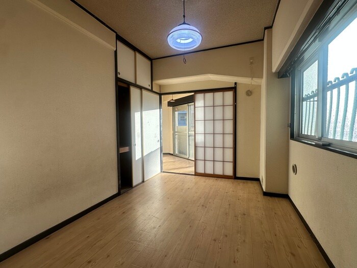 居室 宝東新ハイツ（301）