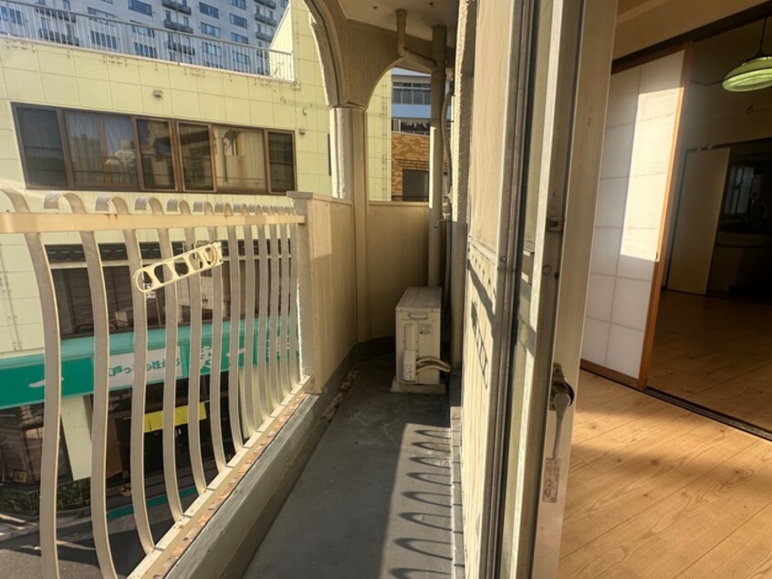 ベランダ・バルコニー 宝東新ハイツ（301）