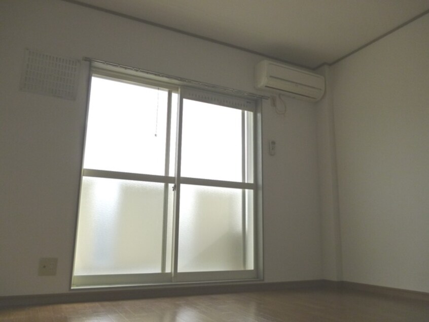 居室 Ｓｕｒｐｌｕｓ　Ｏｎｅ本田