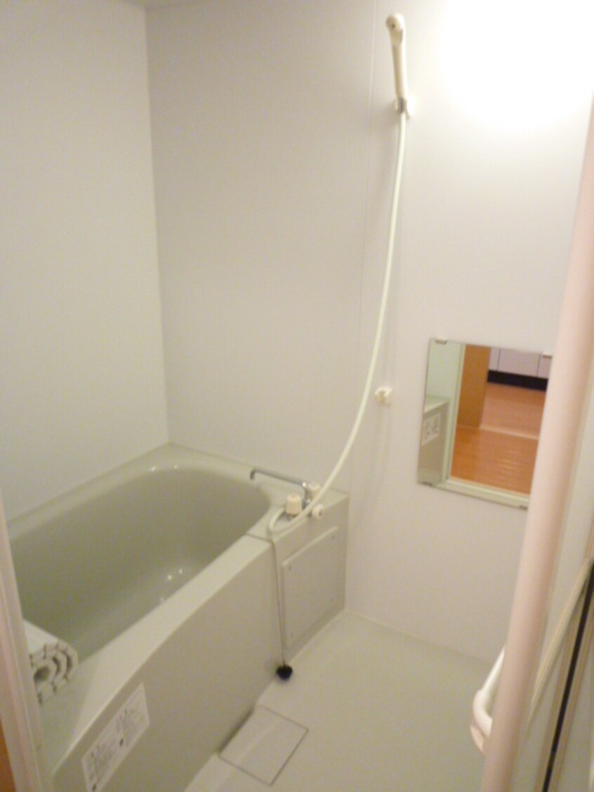 バス／シャワールーム等 サンメゾン弘栄