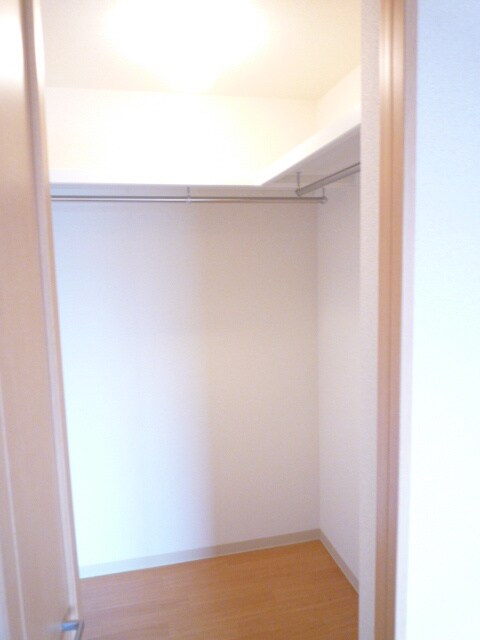 収納 サンメゾン弘栄