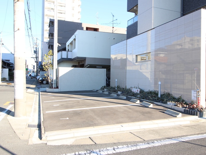 駐車場 アヴニール桜山