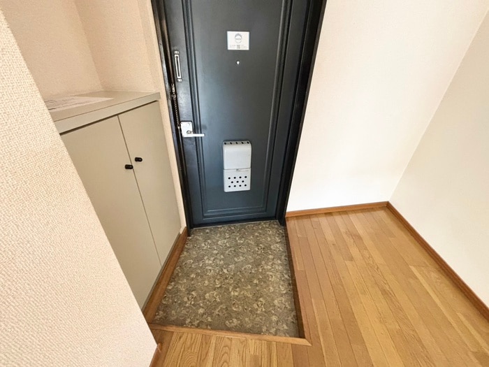 玄関 タウンコート末広