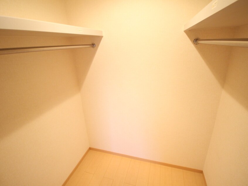 収納 ラ　フォーレ幸心　Ａ