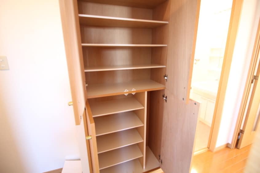 収納 フォレストスクエア　シバタ