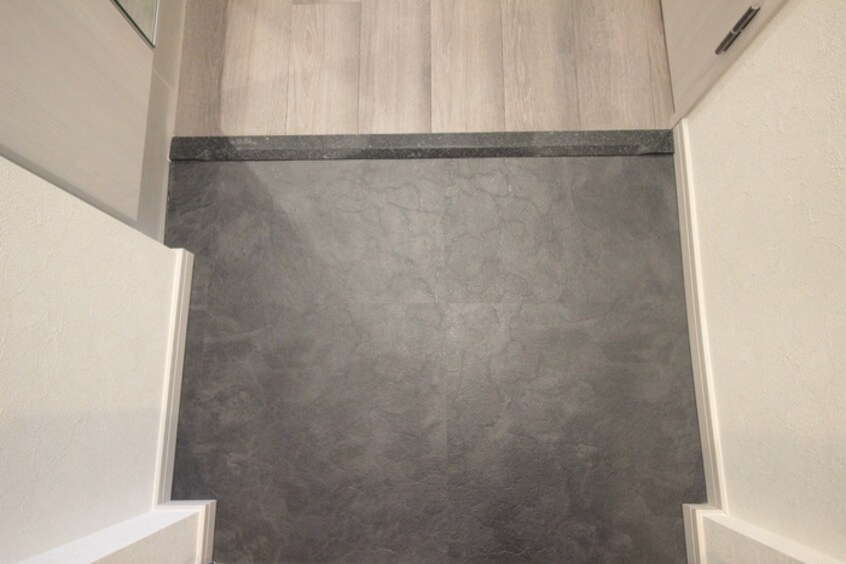 玄関 ﾌﾟﾚｻﾝｽ名古屋菊井ｾﾙｶ(904)