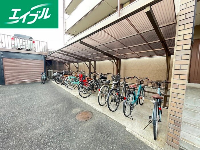 駐輪場 ブランメゾンコジマ