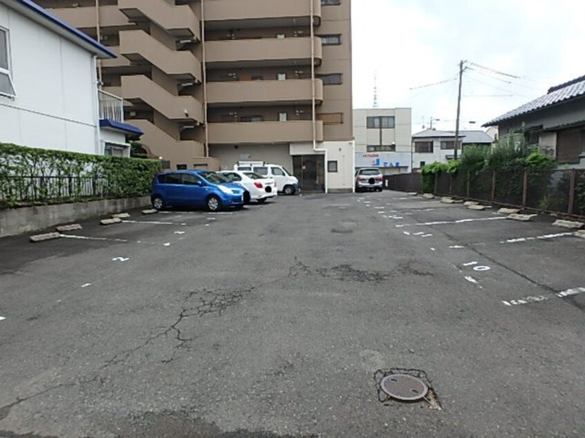 駐車場 ブランメゾンコジマ