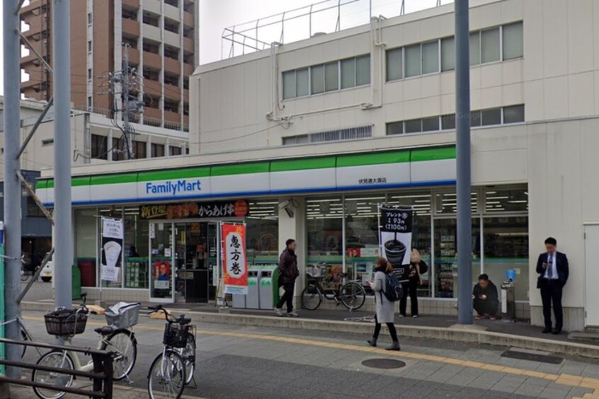 ファミリーマート伏見通大須店(コンビニ)まで74m ﾌﾟﾚｻﾝｽ大須観音駅前ｻｸｼｰﾄﾞ(407)