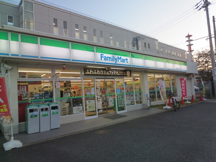 ファミリーマート近鉄烏森駅前店(コンビニ)まで359m グランツ