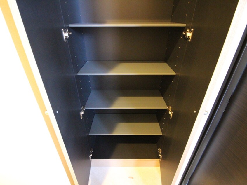 靴箱 G－RESIDENCE　SASASHIMA　LIVE