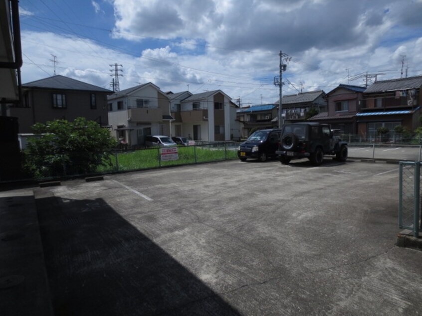 駐車場 リバ－サイド小川Ｂ棟