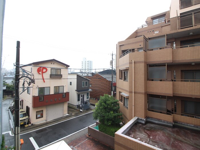 室内からの展望 荒畑シティハウス