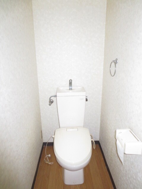 トイレ 亀島マンション